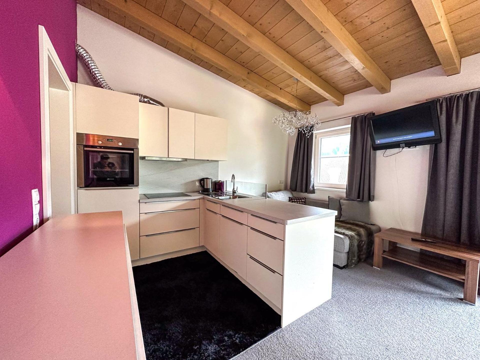 Partyhouse Harakiri Stay Different 60 Seconds To Mountains! Free Parking! Self Check-In Mayrhofen Kültér fotó